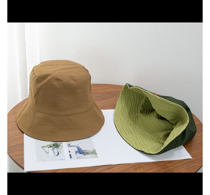 Bucket Wavy Hat Reversible Plain Texture