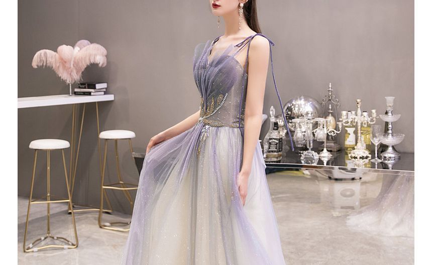 Spaghetti Strap Sweetheart Neckline Rhinestone Gradient Mesh A-Line Evening Gown