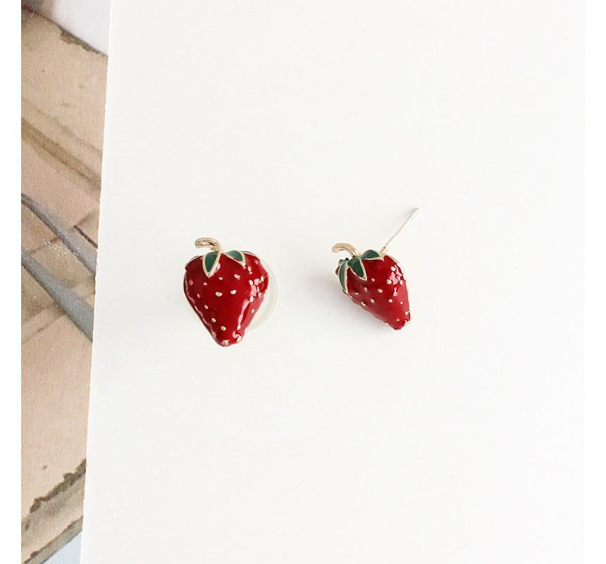 Alloy Strawberry Earring