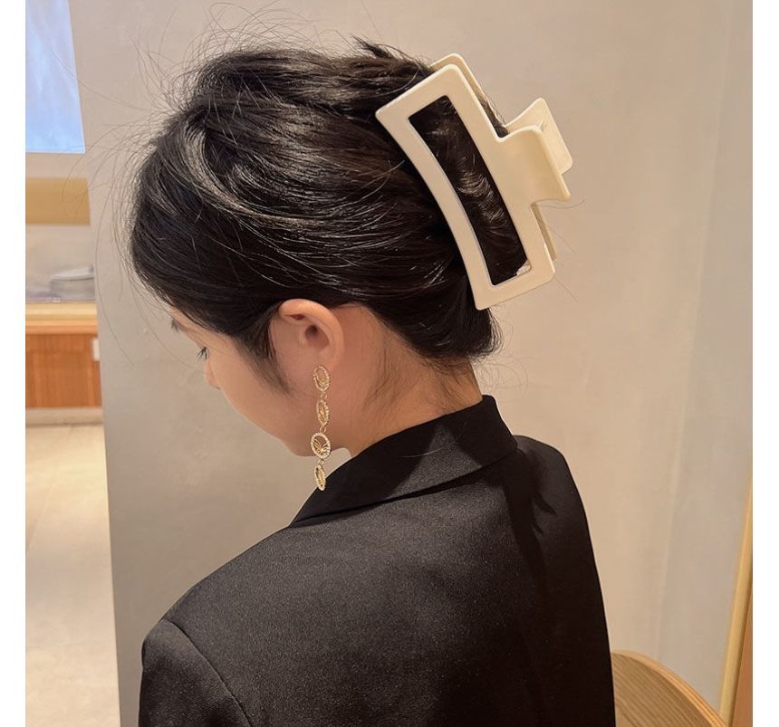 Matte Plastic Hair Clamp