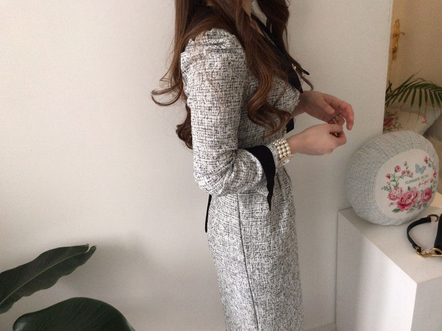 Long-Sleeve Contrast Collar Tweed Midi A-Line Dress