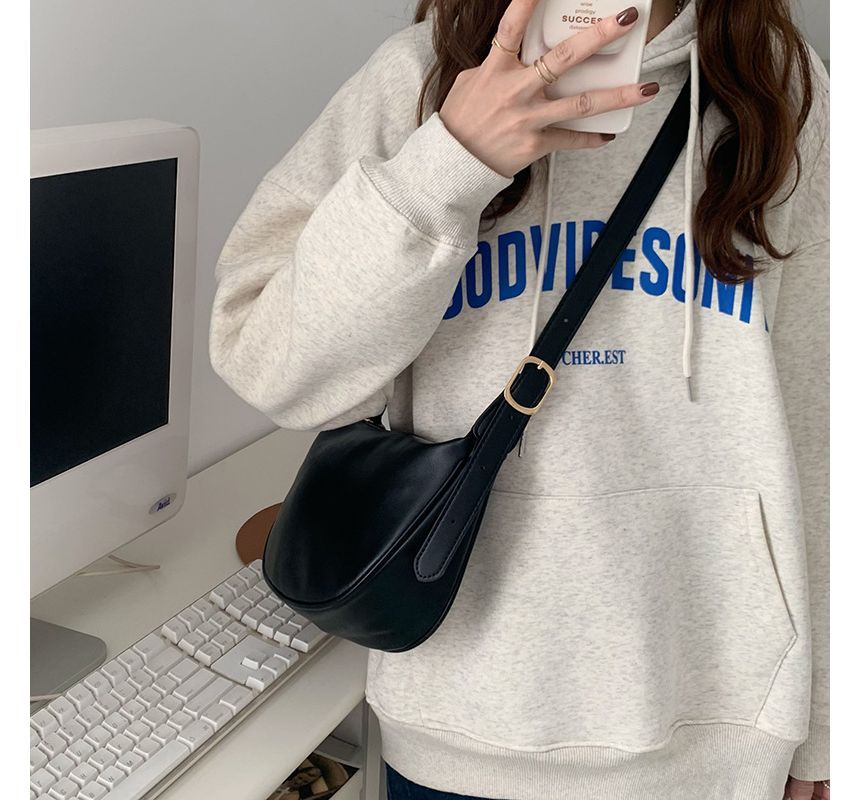 Zipper Crossbody Leather Hobo Plain Bag Faux