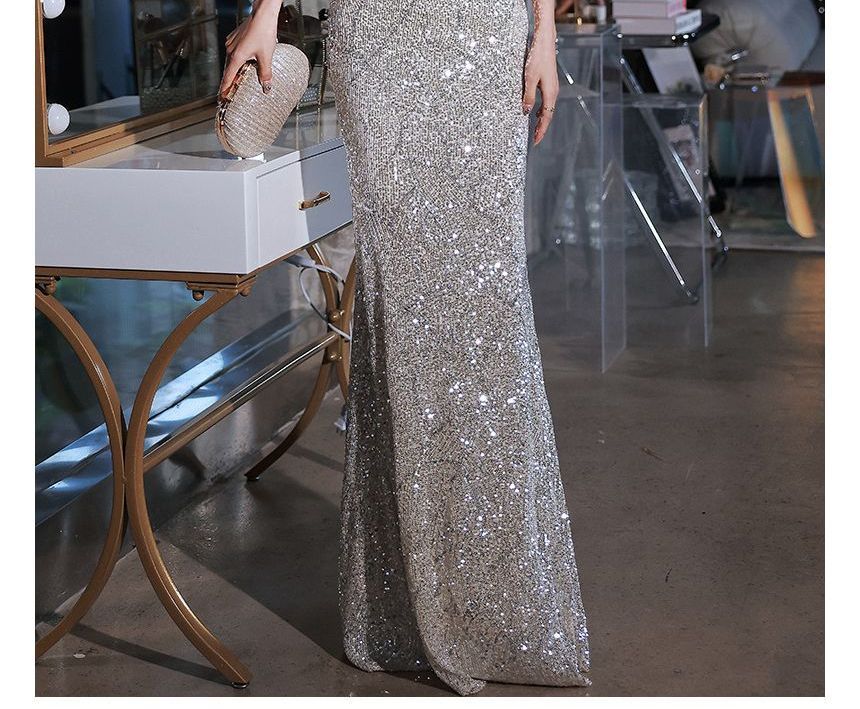 Sleeveless V-Neck Sequined Mermaid Evening Gown