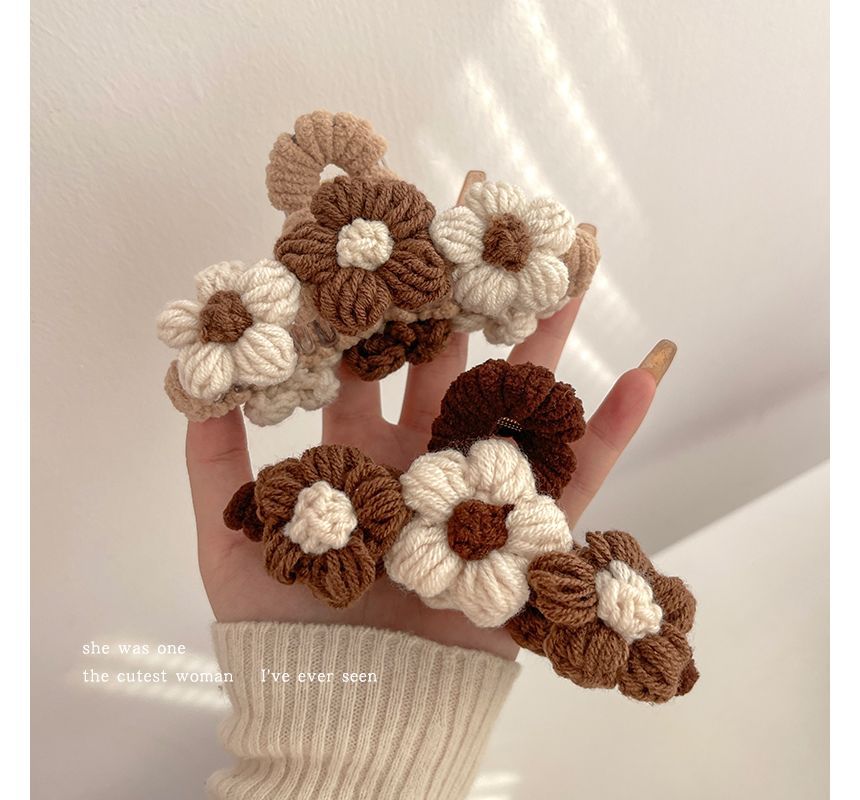 Floral Yarn Hair Clamp / Hair Clip / Headband