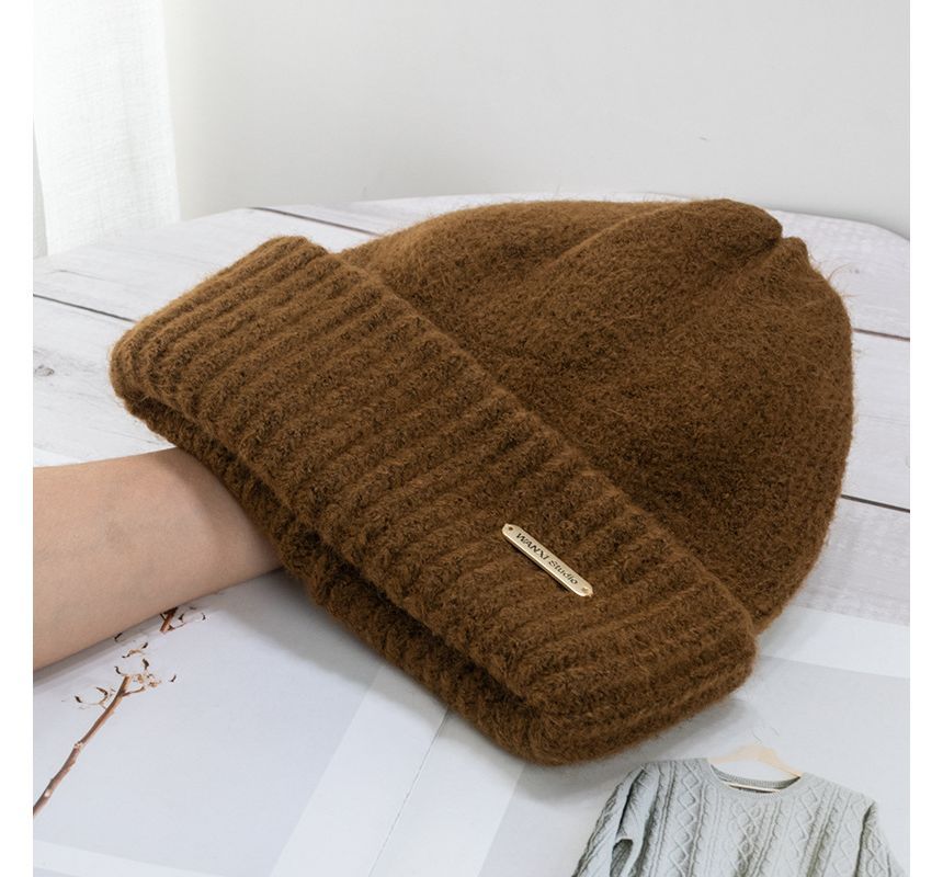 Beanie Knit Logo