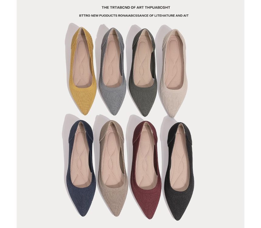 Low-Heel Pointed Pumps Knit