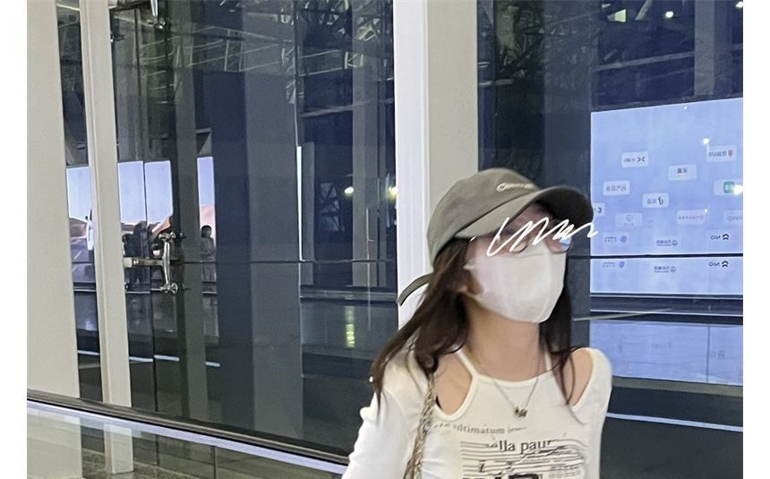 Long-Sleeve Cold-Shoulder Top Slim-Fit Print