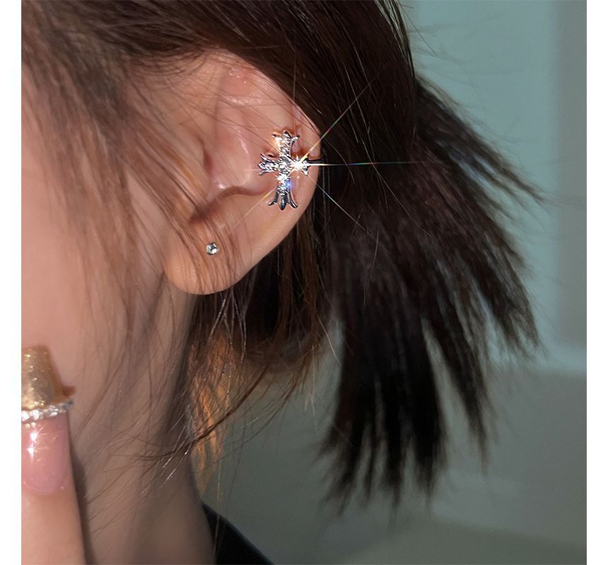 Rhinestone Crisscross Stud Earring / Ear Cuff