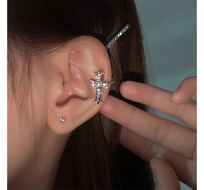 Rhinestone Crisscross Stud Earring / Ear Cuff