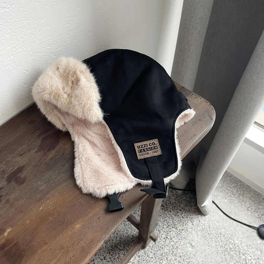 Fleece-Lined Hat Trapper