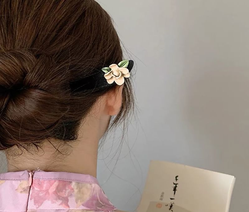 Wooden Hair Stick (various designs)