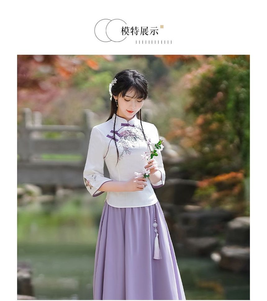 3/4-Sleeve Mock Neck Floral Embroidered Hanfu Top