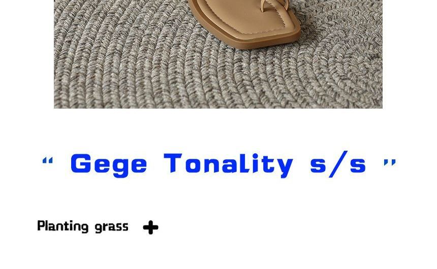 Loop Slide Flat Sandals Toe