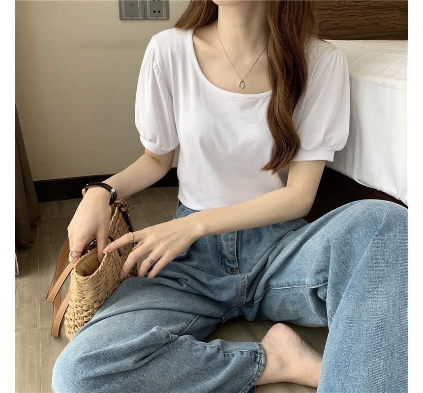 Neck Scoop Plain Puff-Sleeve T-Shirt