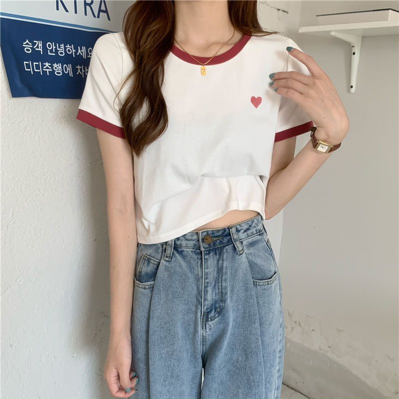 Heart Embroidered Trim Cropped Tee Short-Sleeve Contrast