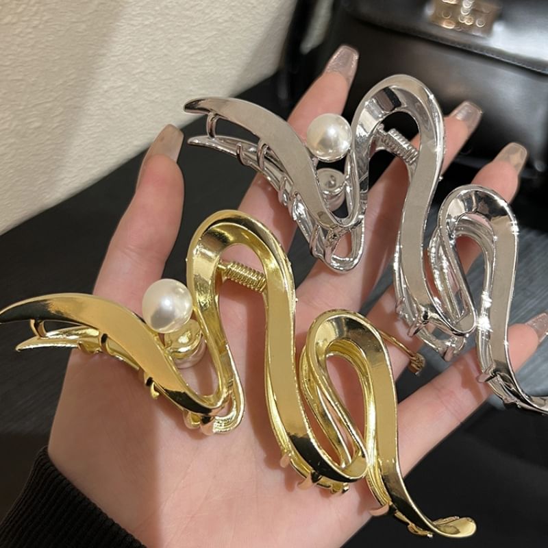 Pearl Hair Faux Claw