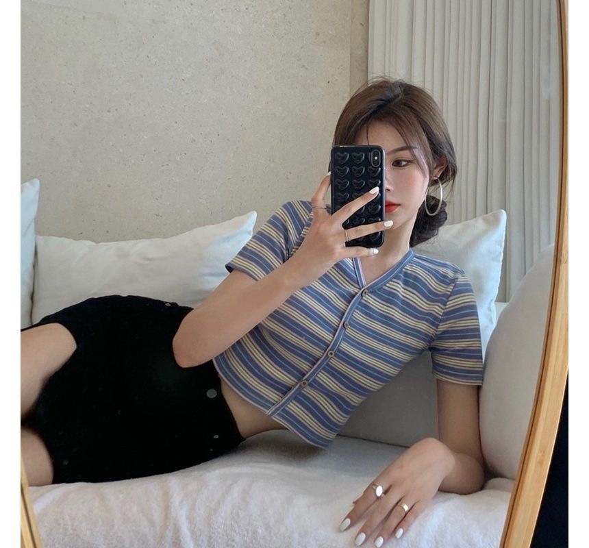 Striped Tee Button-Up Short-Sleeve Crop V-Neck