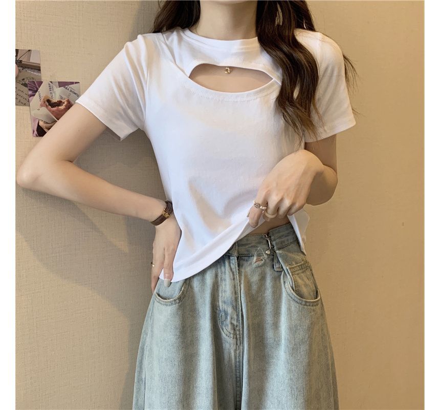 Plain Short-Sleeve Neck Cut Out T-Shirt Crew