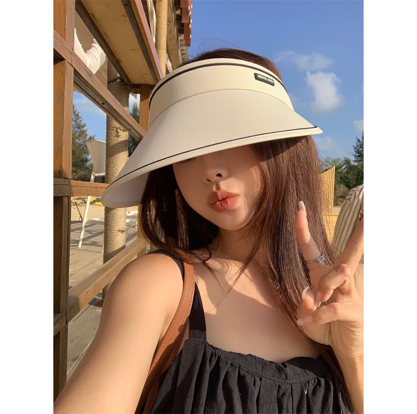 Trim Hat Contrast Sun