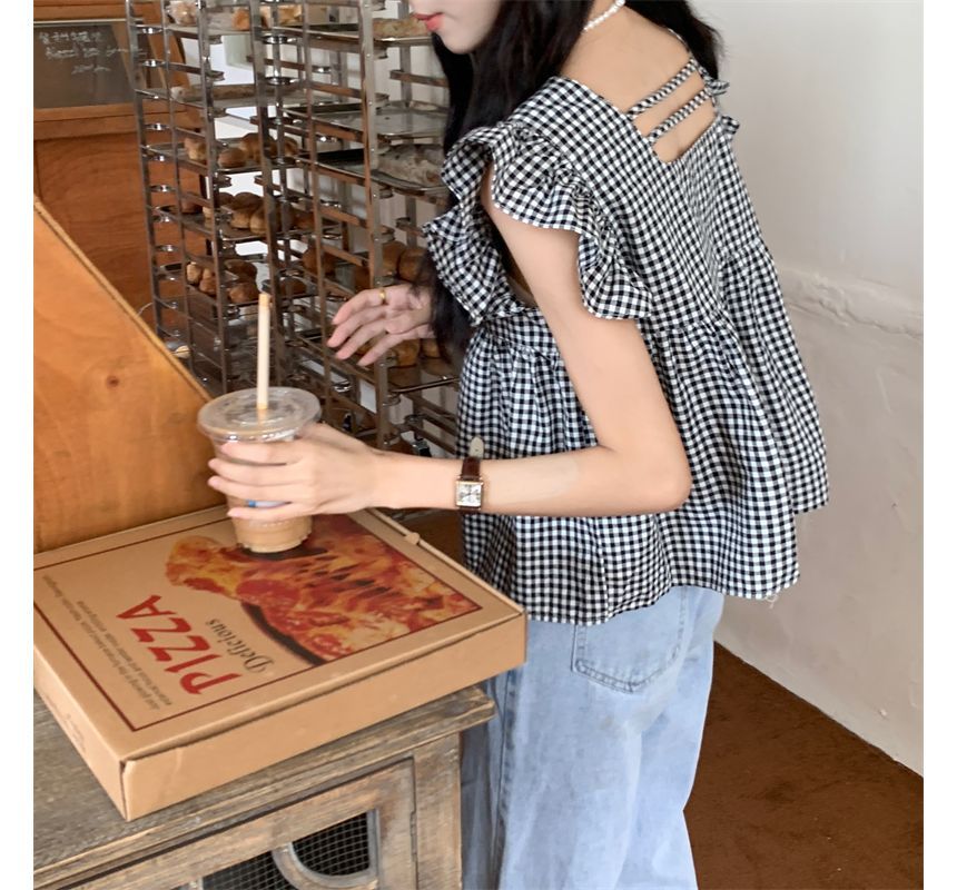 Blouse Gingham Ruffle Sleeveless