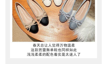 Pointed Cap Toe Bow Flats