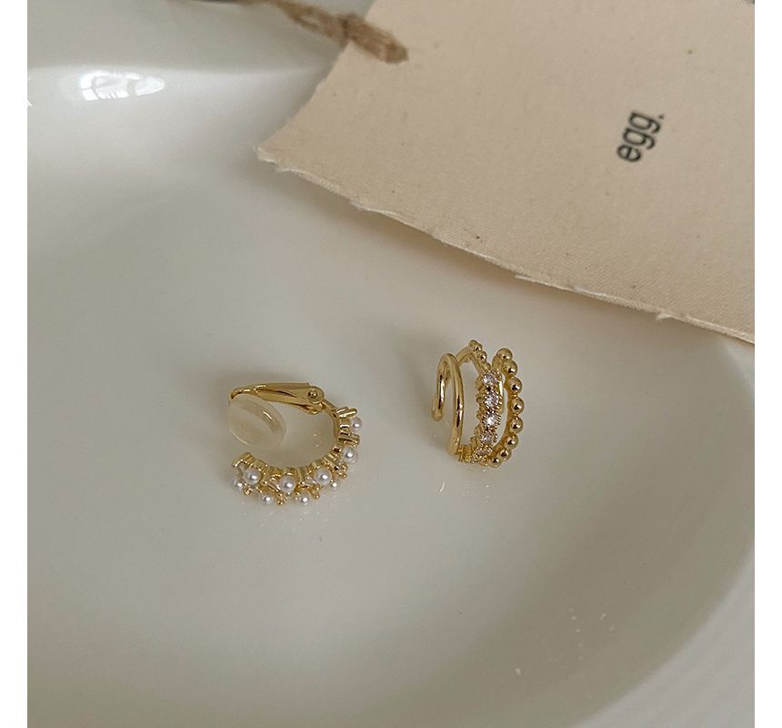 Rhinestone Faux Pearl Layered Alloy Cuff Earring (various designs)