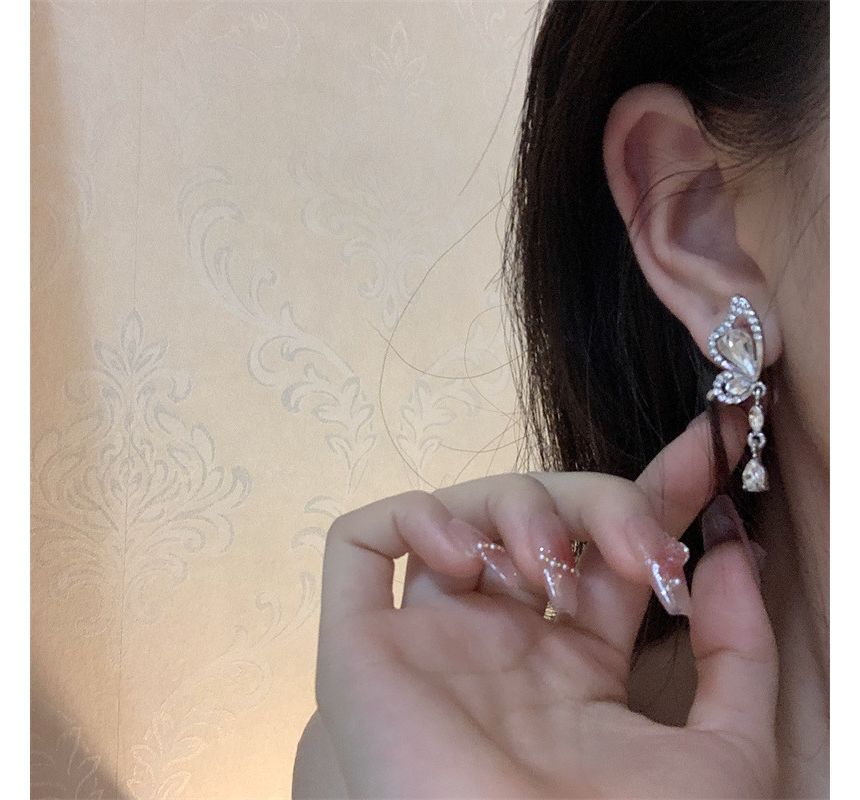 Dangle Butterfly Asymmetrical Alloy Earring