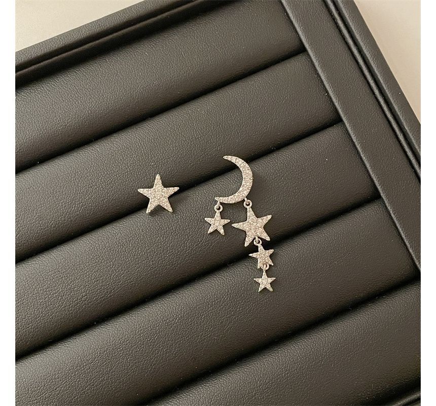 Alloy Asymmetrical Moon Fringed Star Earring