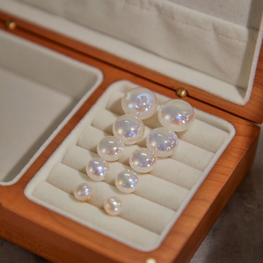 Pearl Earring Clip-On / Faux Stud