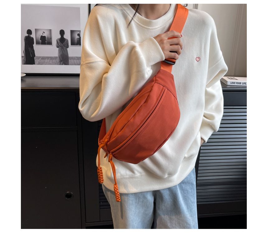 Plain Sling Bag