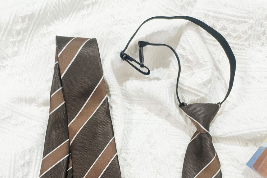 Striped Neck Tie / Pre Tied Neck Tie