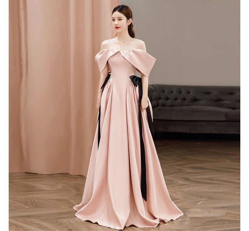 Cold-Shoulder Plain Bow A-Line Evening Gown