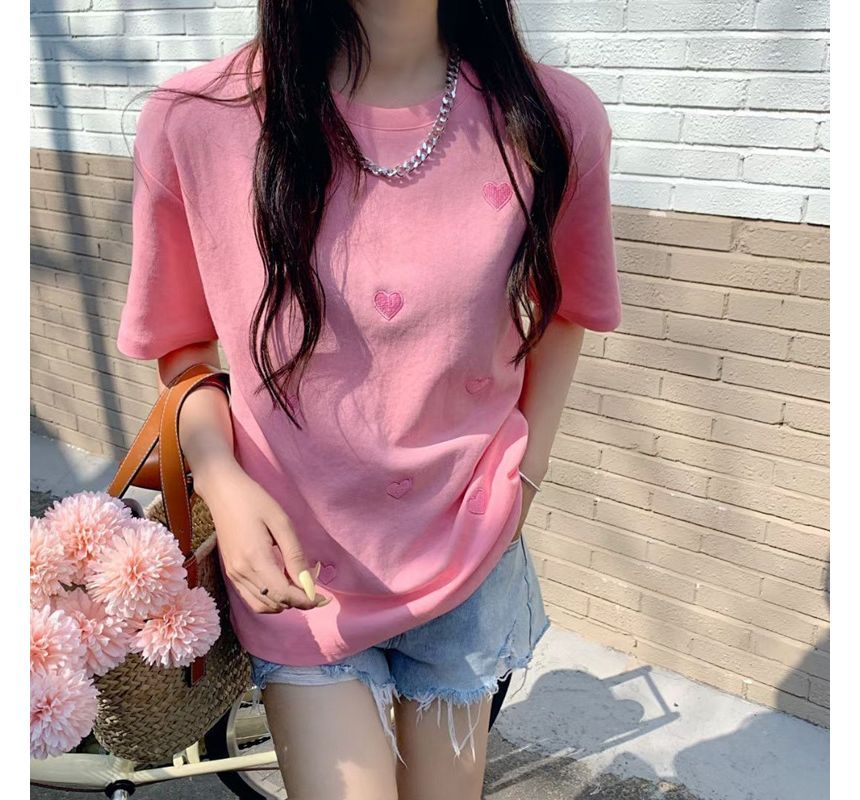 Heart Neck Short-Sleeve Tee Round Embroidered