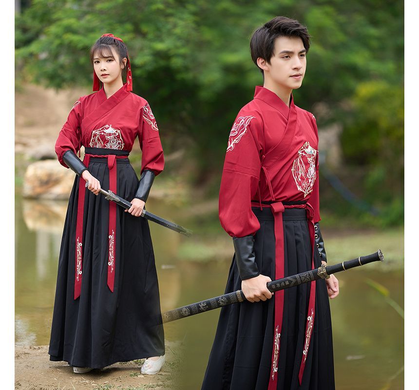 Couple Matching Traditional Chinese Costume Embroidered Cape / Long