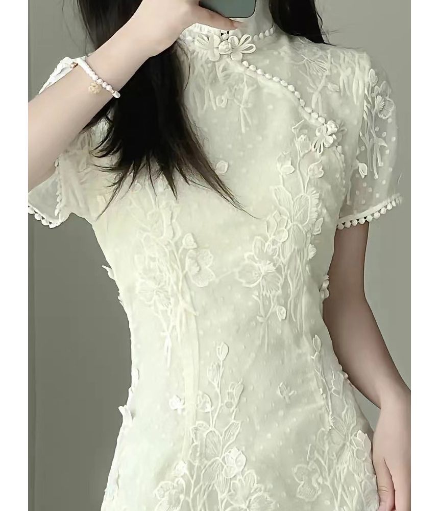 Short-Sleeve Floral Lace Qipao