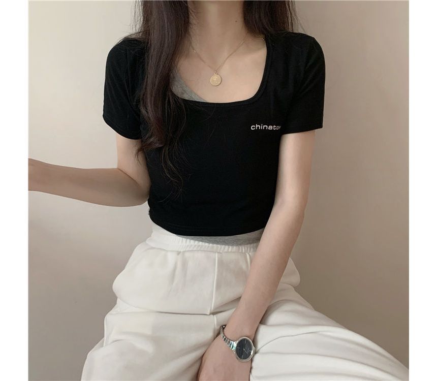 Lettering Two-Piece Short-Sleeve T-Shirt Crop Mock