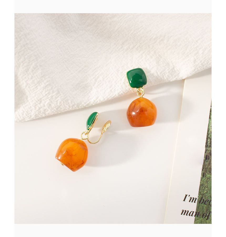 Earring Drop / On Geometric Clip