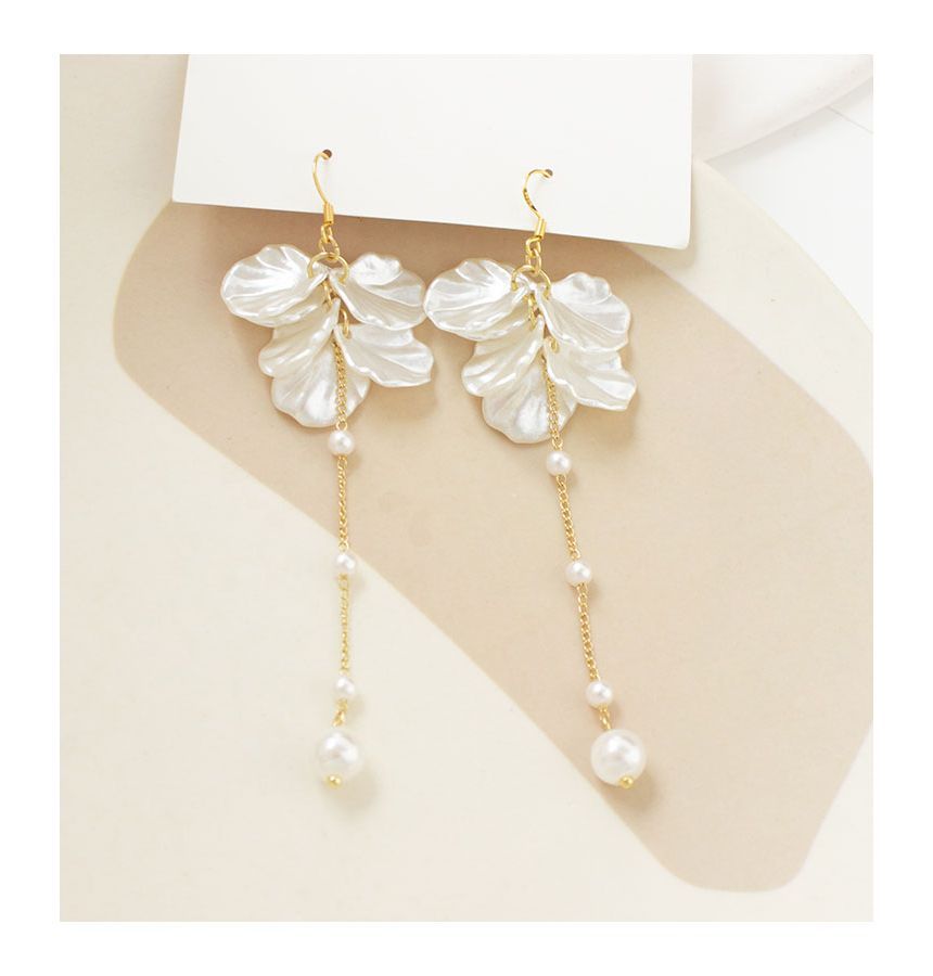 On Earring Petal Drop Faux / Pearl Clip