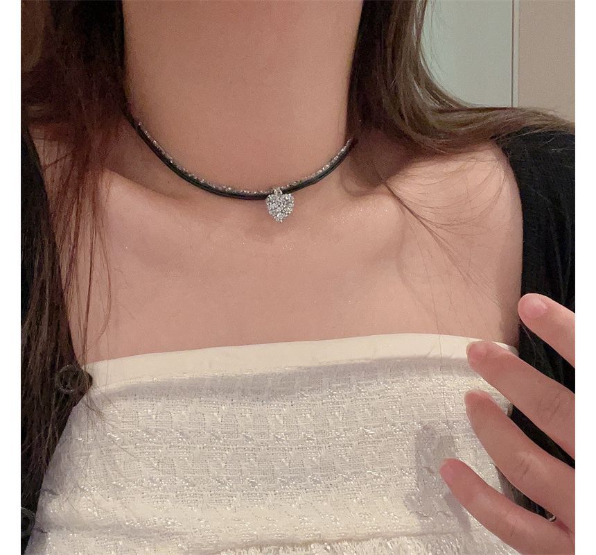 Necklace Heart Leather Cord Rhinestone Faux