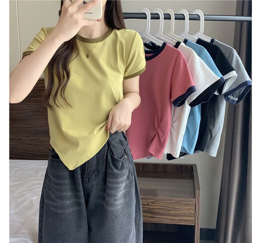 Contrast Neck Asymmetrical Tee Short-Sleeve Trim Crew Plain