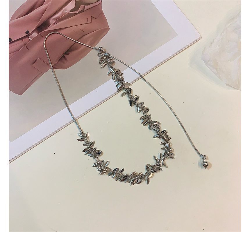 Leaf Lariat Fringed Necklace