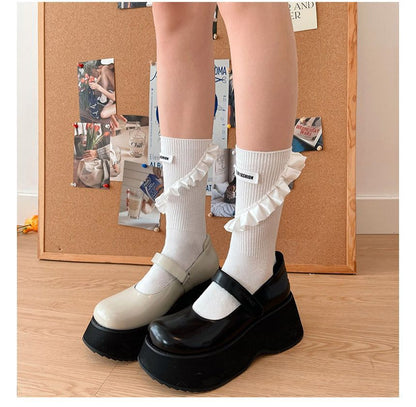 Plain Ruffle Label Applique Socks