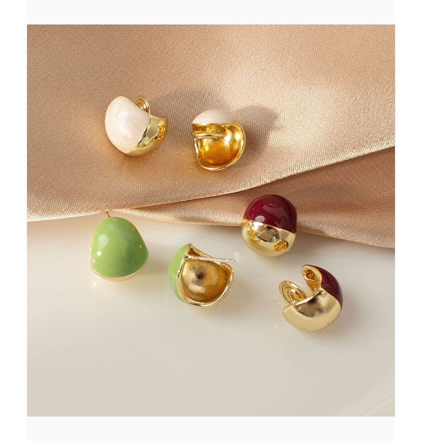 Earring Stud Ear Clip-On / Bead