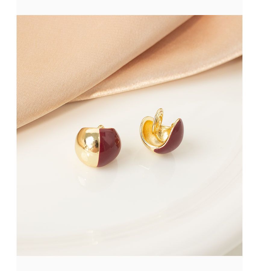 Earring Stud Ear Clip-On / Bead