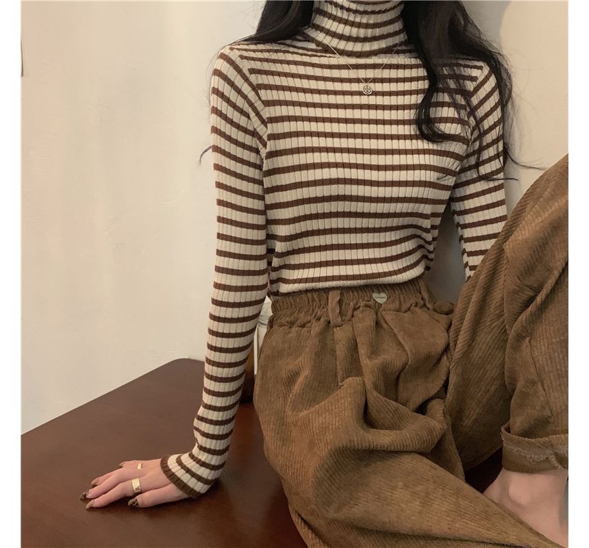 Long-Sleeve Turtleneck Striped Ribbed Knit Top