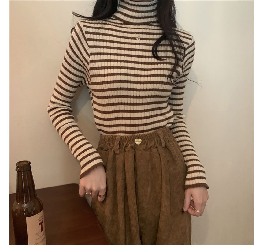 Long-Sleeve Turtleneck Striped Ribbed Knit Top