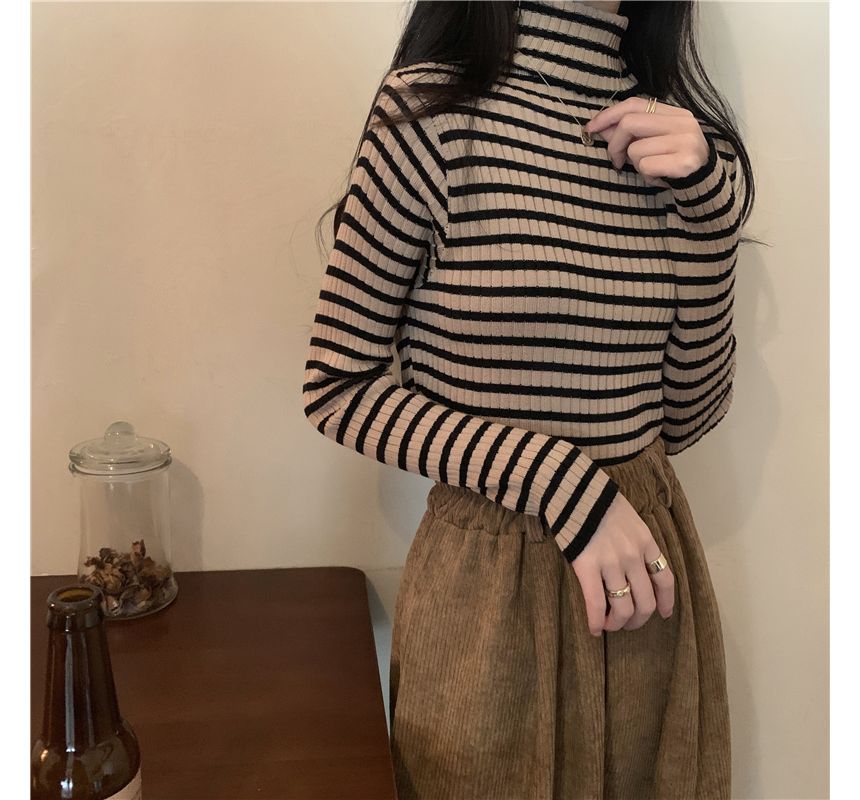 Long-Sleeve Turtleneck Striped Ribbed Knit Top