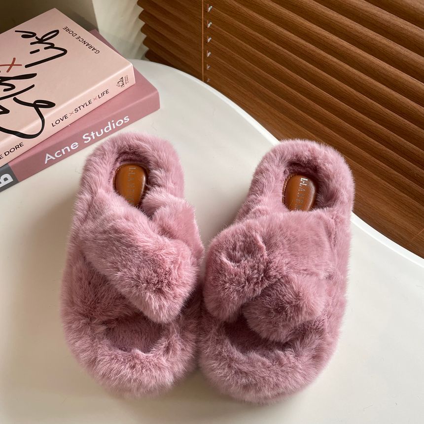 Plain Fluffy Platform Slippers