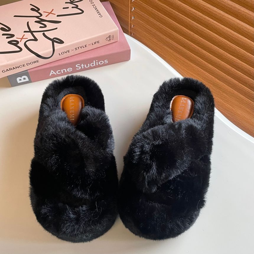 Plain Fluffy Platform Slippers