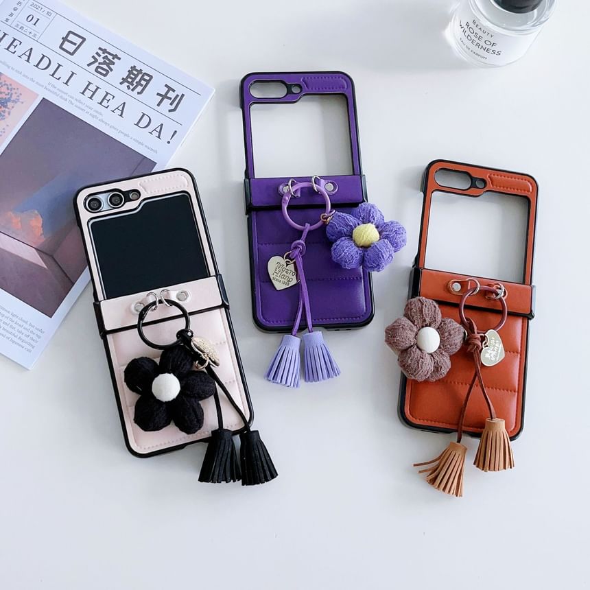 Plain Mobile Phone  Case With Chenille Flower Pendant